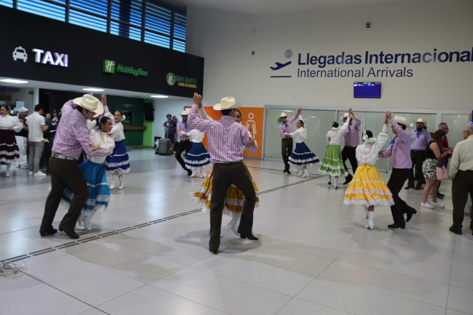 Promocionan en Los Mochis los atractivos turísticos de Chihuahua